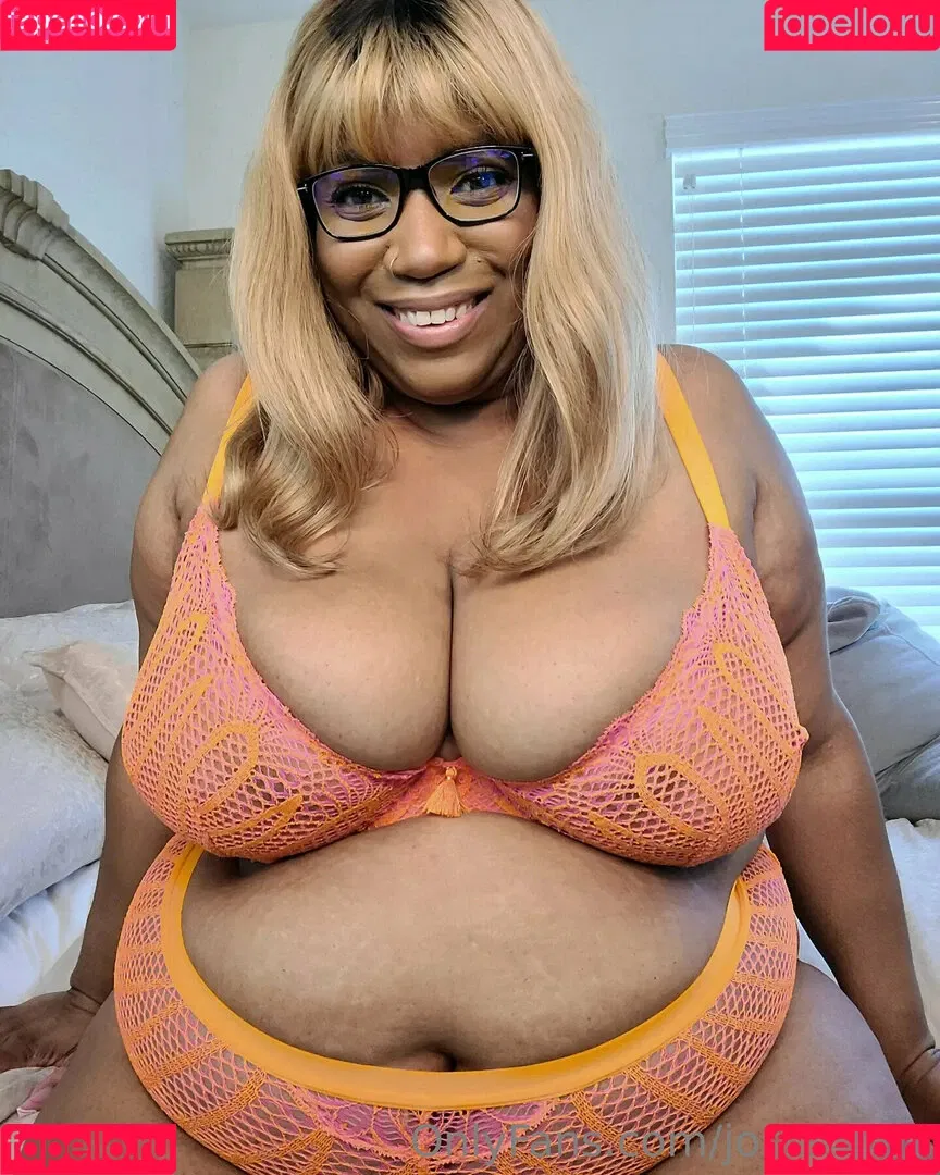 josie4free Onlyfans Photo Gallery 