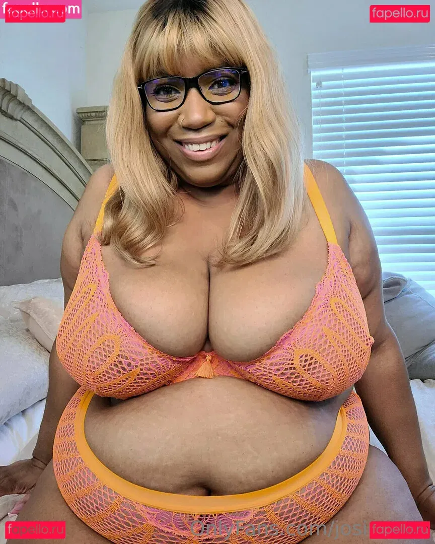 josie4free Onlyfans Photo Gallery 