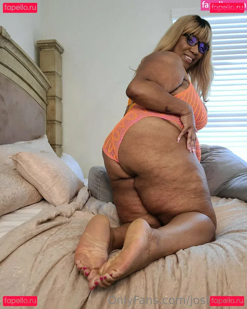 josie4free Onlyfans Photo Gallery 