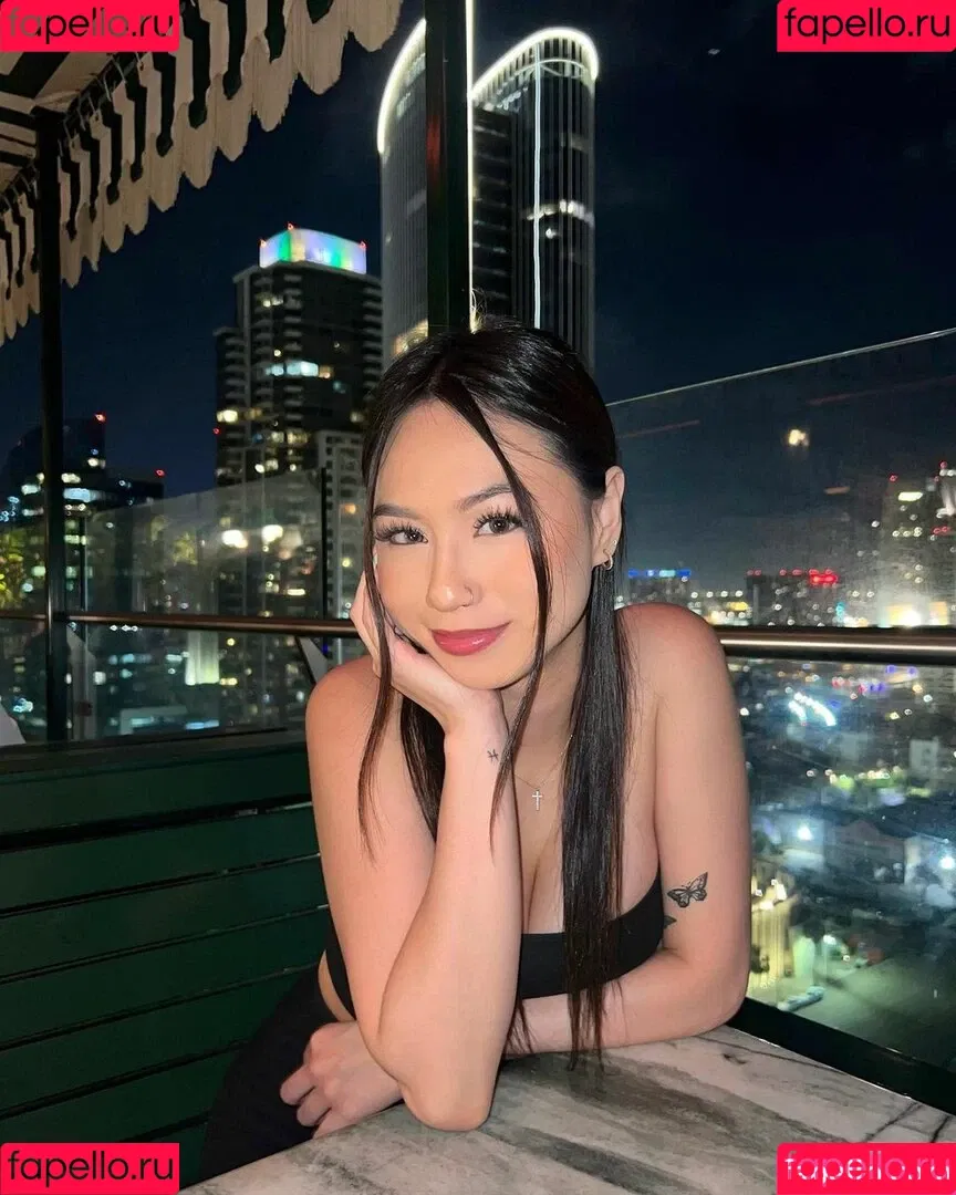 Kim Vuong Onlyfans Photo Gallery 