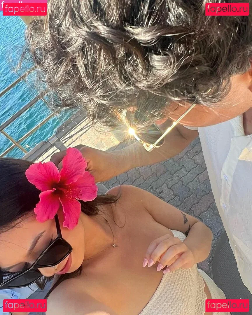 Kim Vuong Onlyfans Photo Gallery 