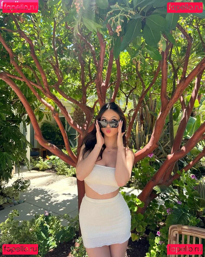 Kim Vuong Onlyfans Photo Gallery 