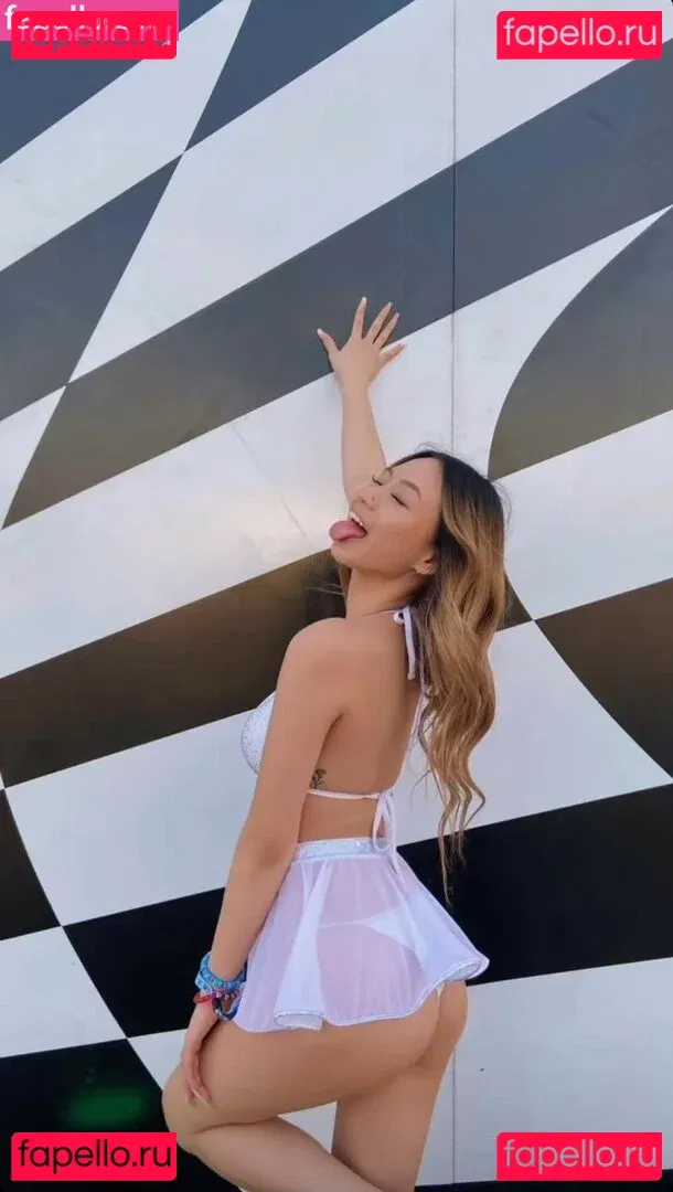 Kim Vuong Onlyfans Photo Gallery 