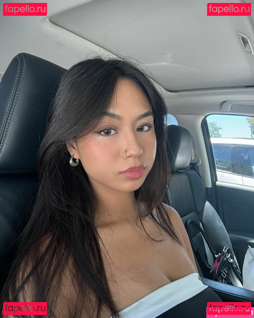 Kim Vuong Onlyfans Photo Gallery 