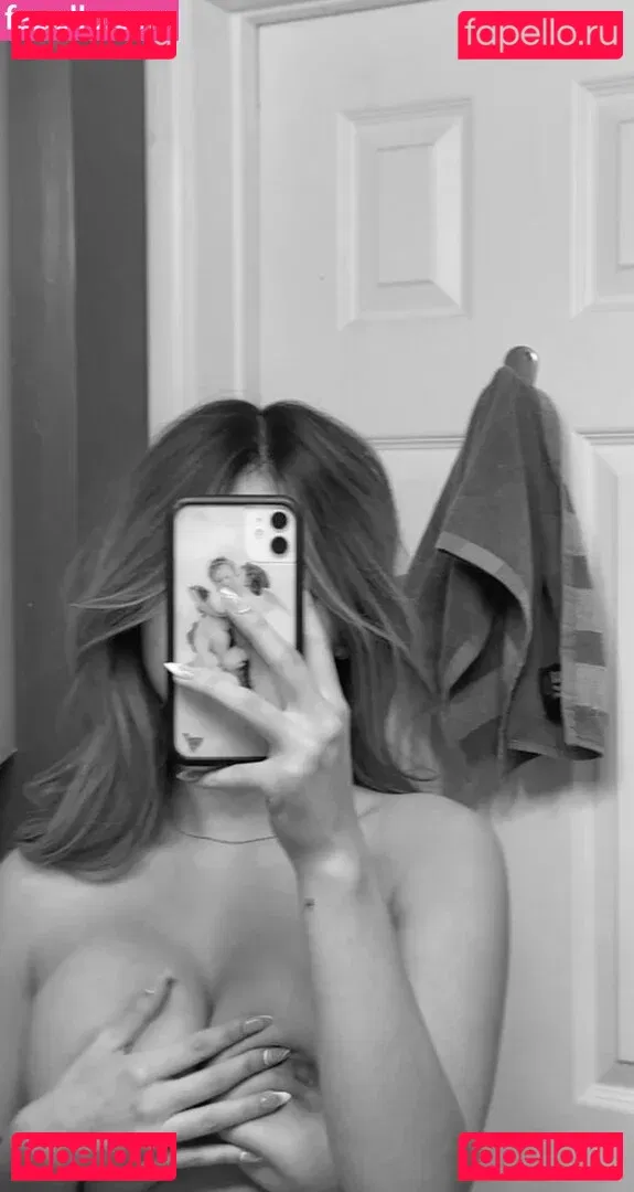 Kim Vuong Onlyfans Photo Gallery 