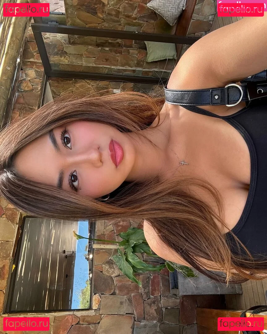 Kim Vuong Onlyfans Photo Gallery 