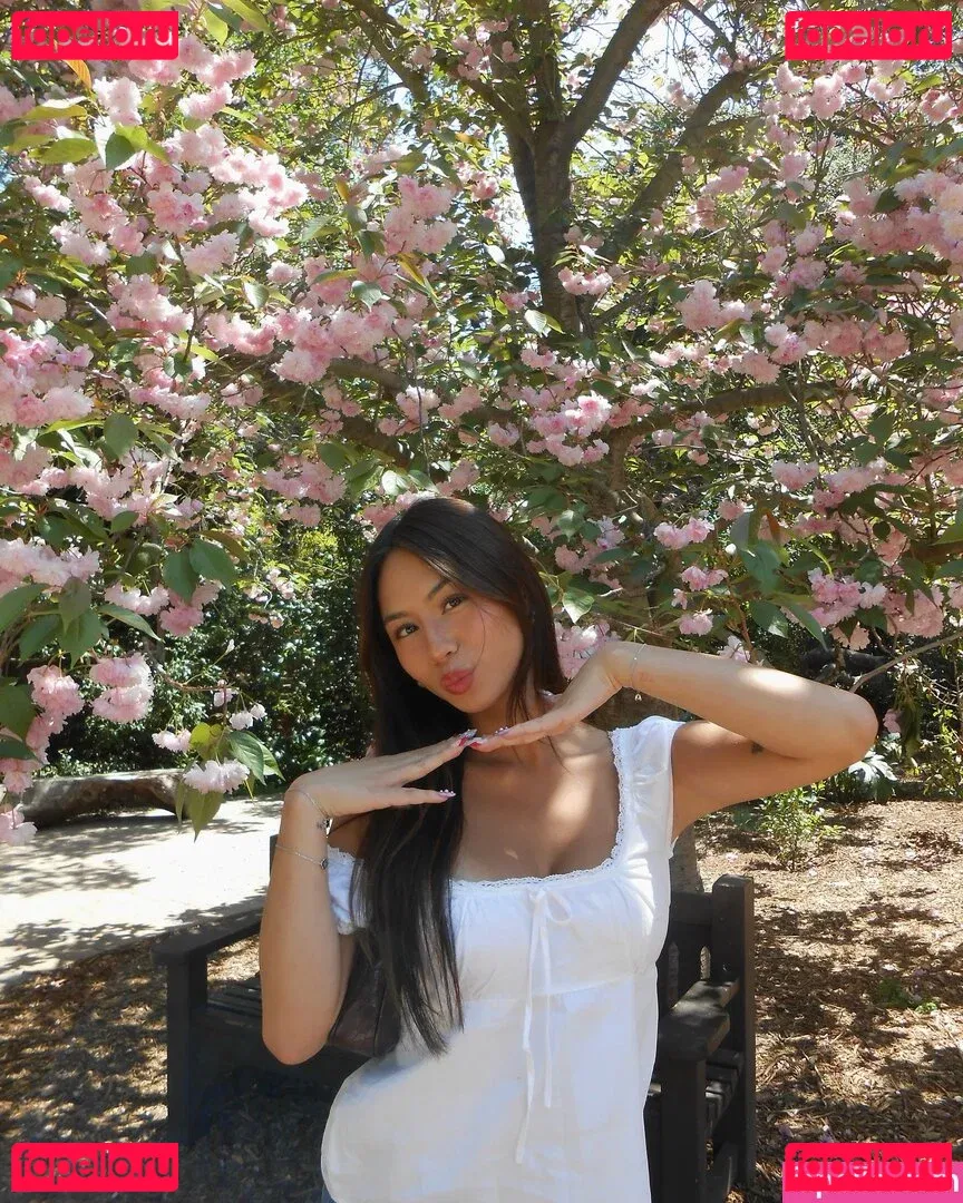 Kim Vuong Onlyfans Photo Gallery 