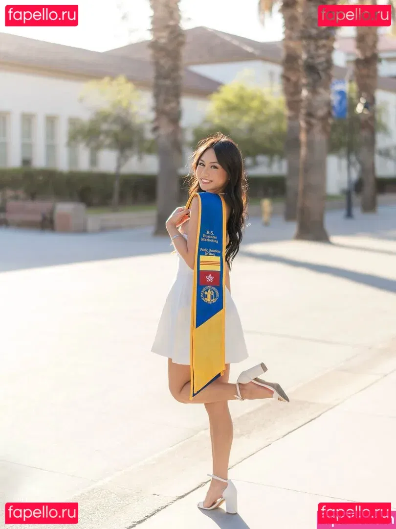 Kim Vuong Onlyfans Photo Gallery 