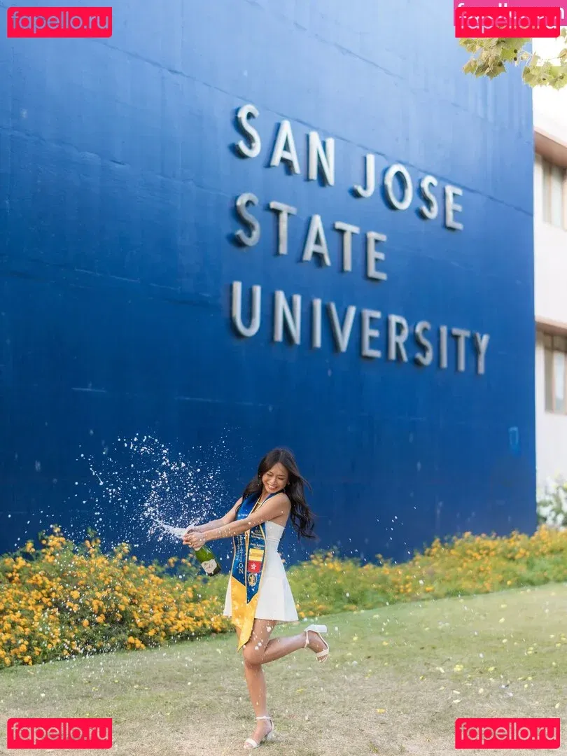 Kim Vuong Onlyfans Photo Gallery 