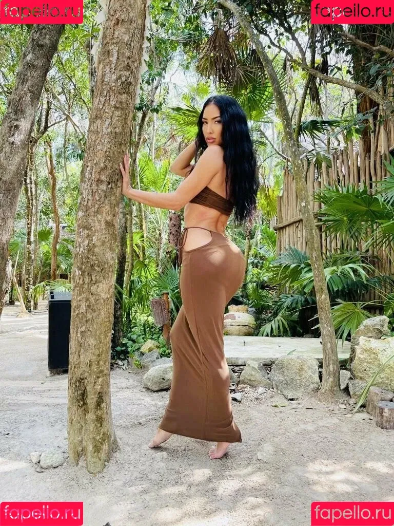 bre_tiesi Onlyfans Photo Gallery 