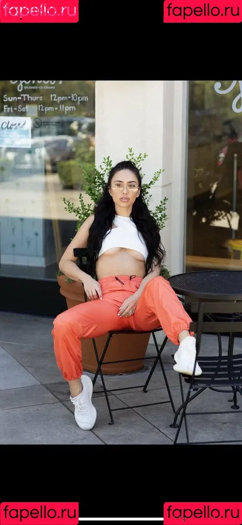 bre_tiesi Onlyfans Photo Gallery 