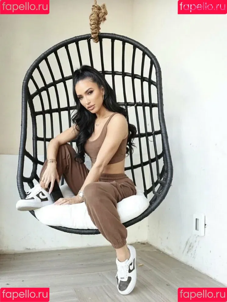 bre_tiesi Onlyfans Photo Gallery 