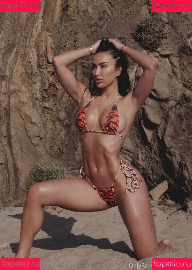 bre_tiesi Onlyfans Photo Gallery 