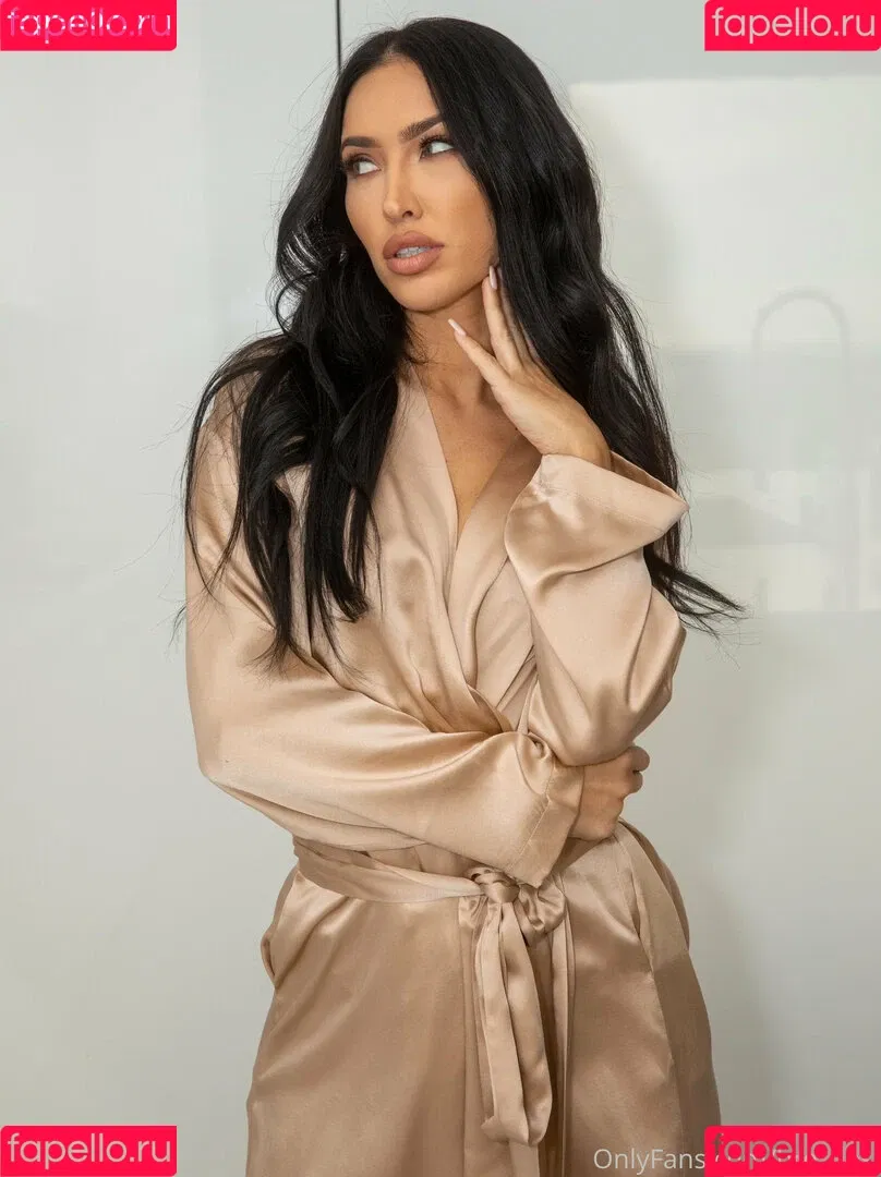 bre_tiesi Onlyfans Photo Gallery 