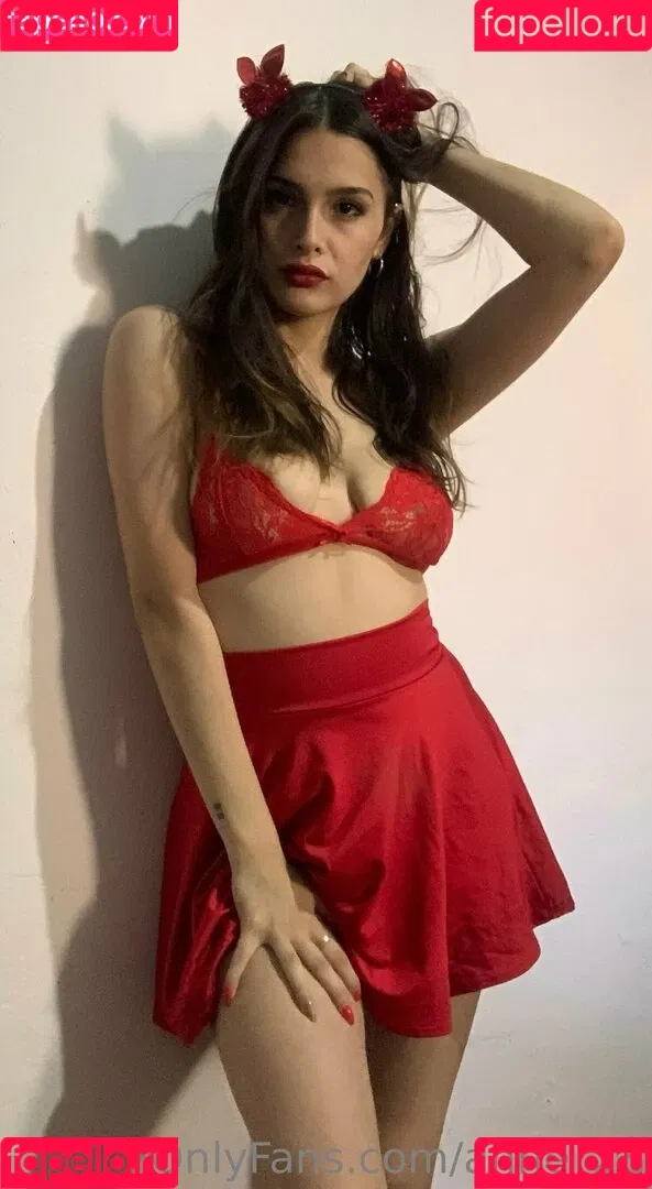 anne_28 Onlyfans Photo Gallery 