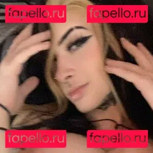 Caroline Zoey Onlyfans Photo Gallery 