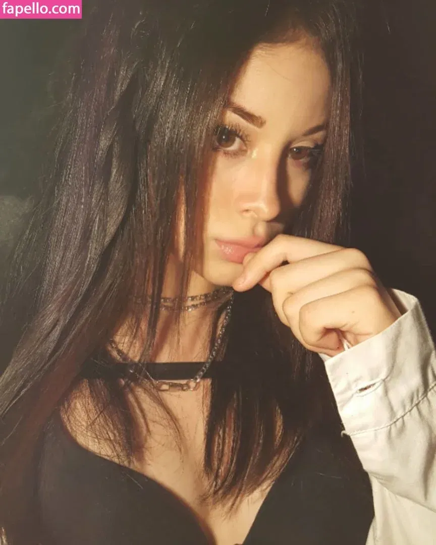 Ivon Gallardo Onlyfans Photo Gallery 