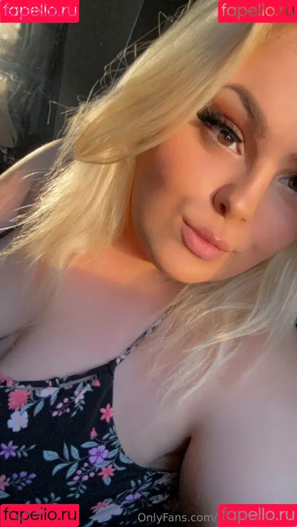 creamykatexo Onlyfans Photo Gallery 