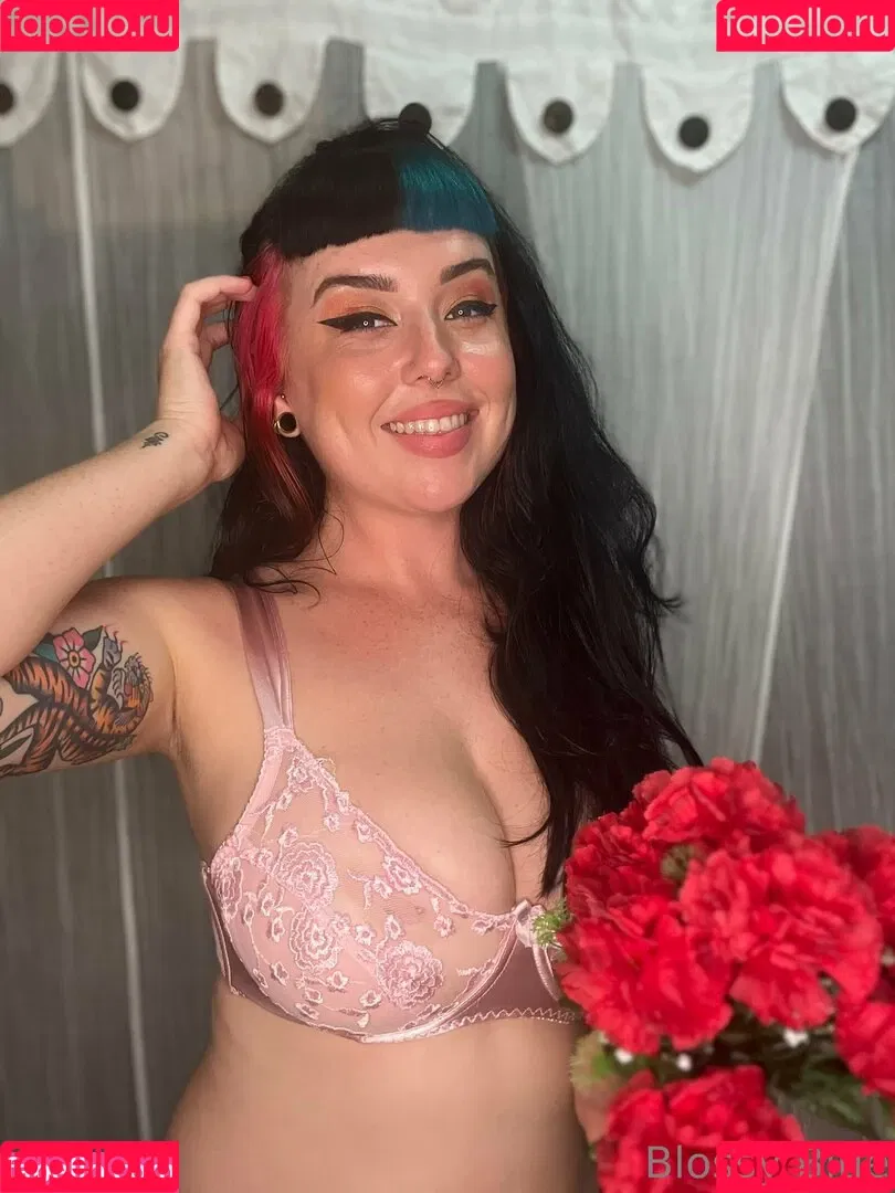 blossybluex Onlyfans Photo Gallery 