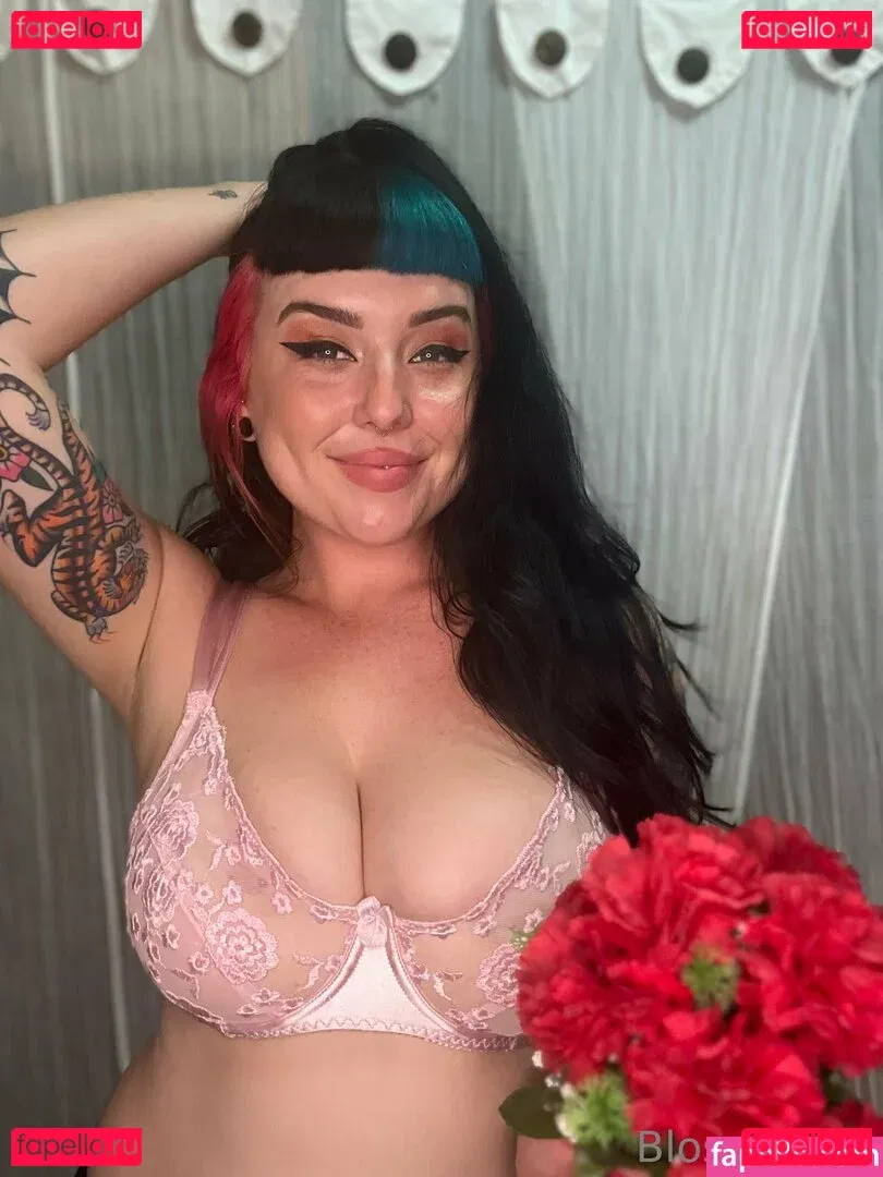 blossybluex Onlyfans Photo Gallery 