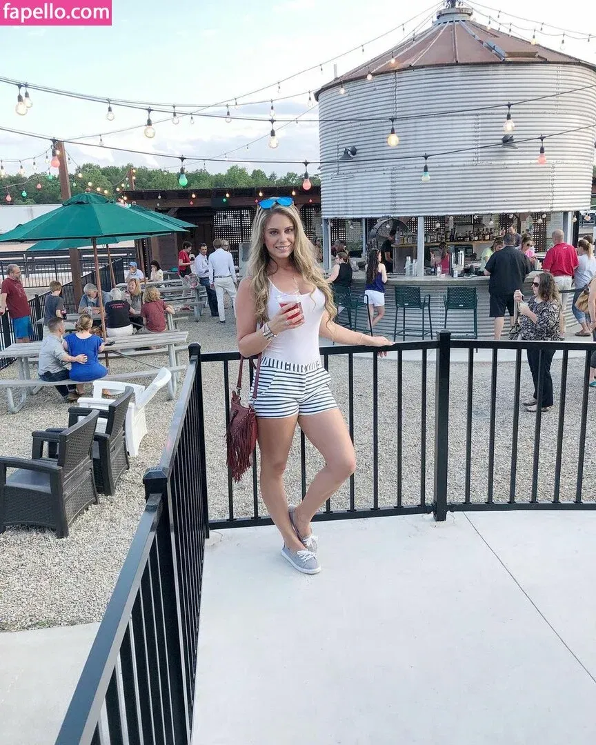 Noelle Onlyfans Photo Gallery 