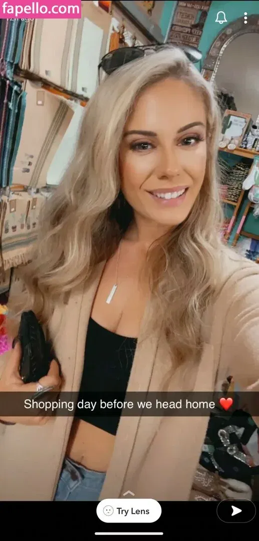 Noelle Onlyfans Photo Gallery 