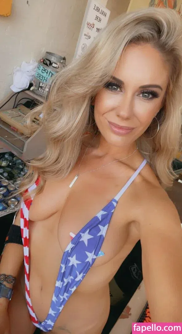 Noelle Onlyfans Photo Gallery 