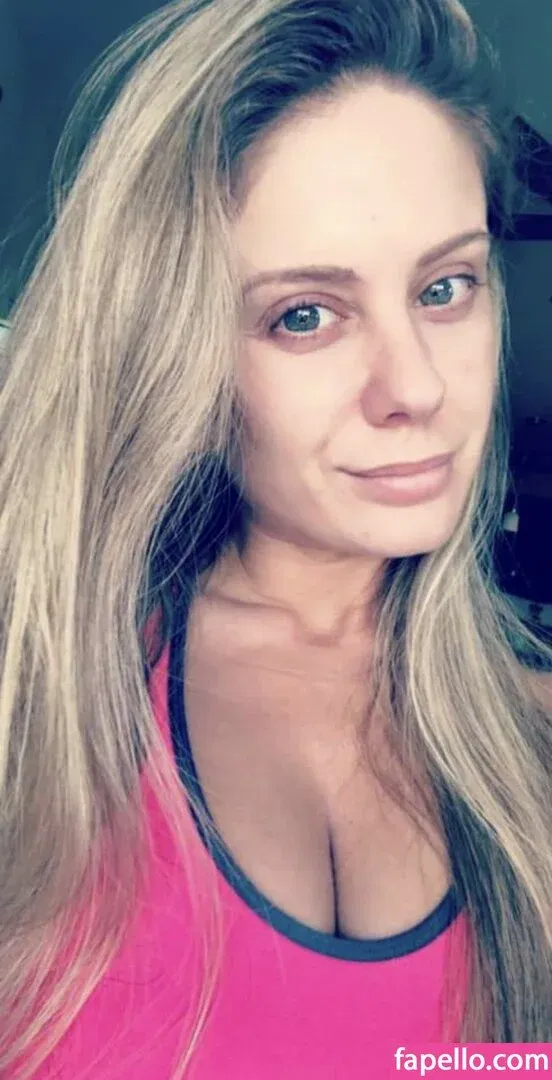 Noelle Onlyfans Photo Gallery 