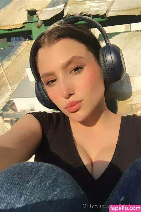 llitalola Onlyfans Photo Gallery 