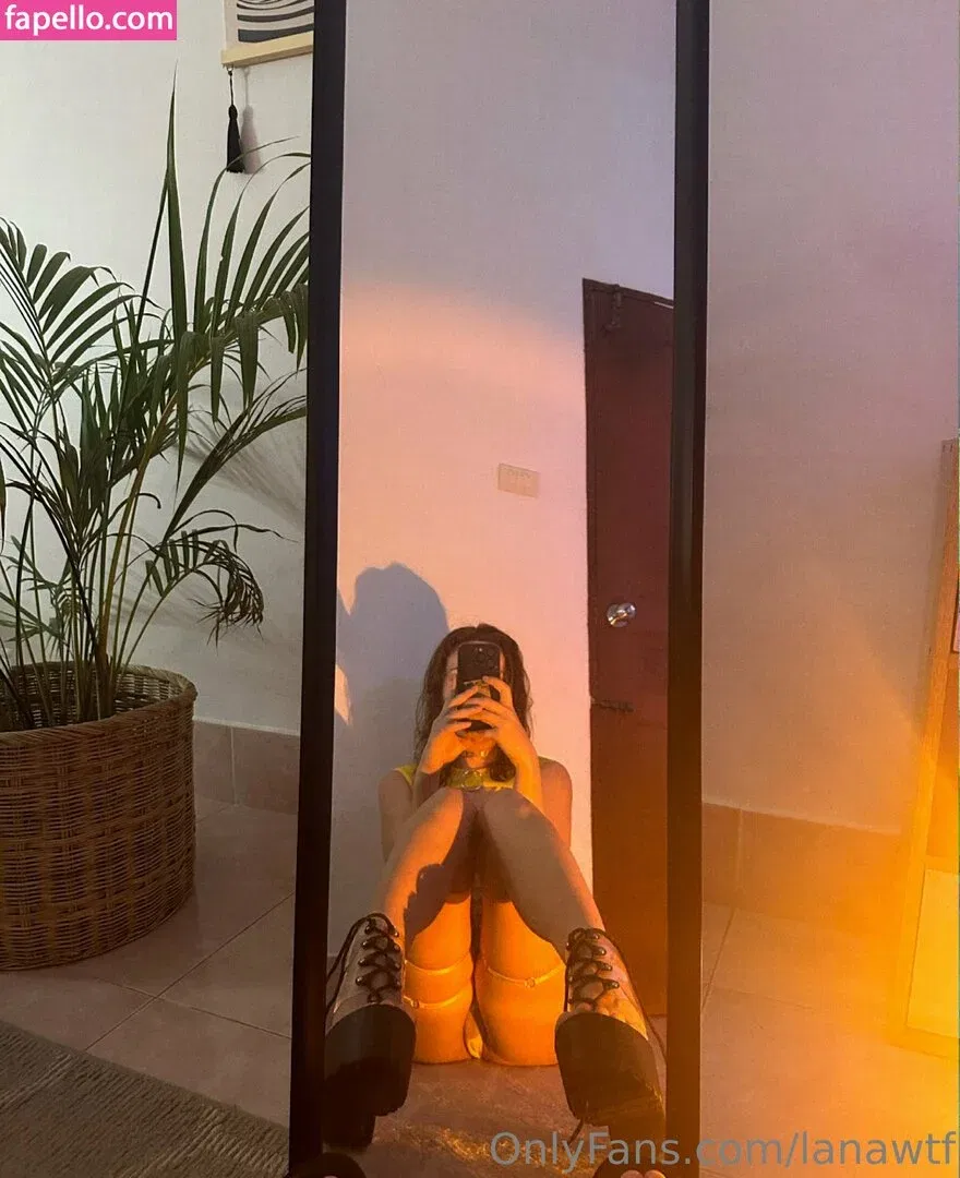 lanawtf Onlyfans Photo Gallery 