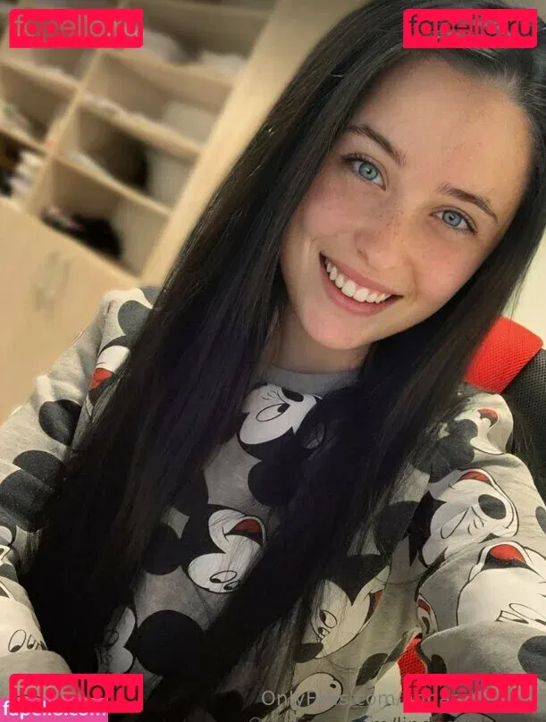 annamillervip Onlyfans Photo Gallery 