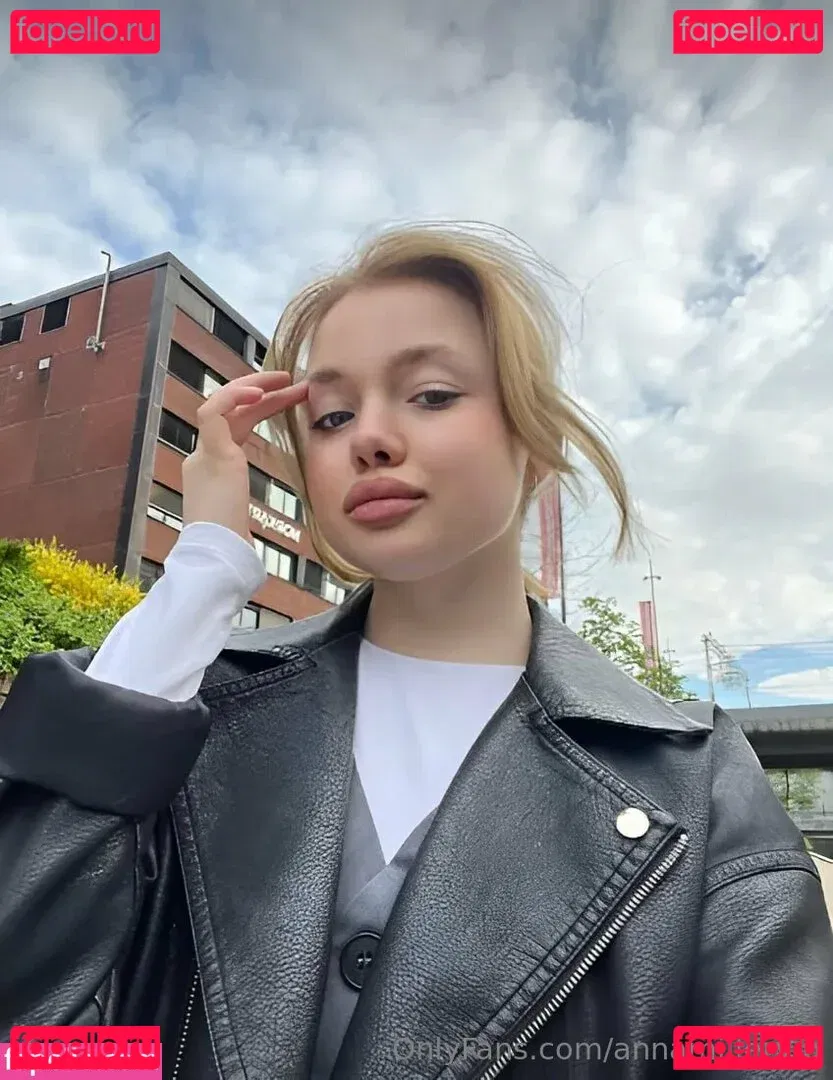 annamillervip Onlyfans Photo Gallery 