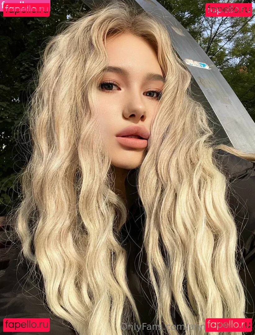 annamillervip Onlyfans Photo Gallery 