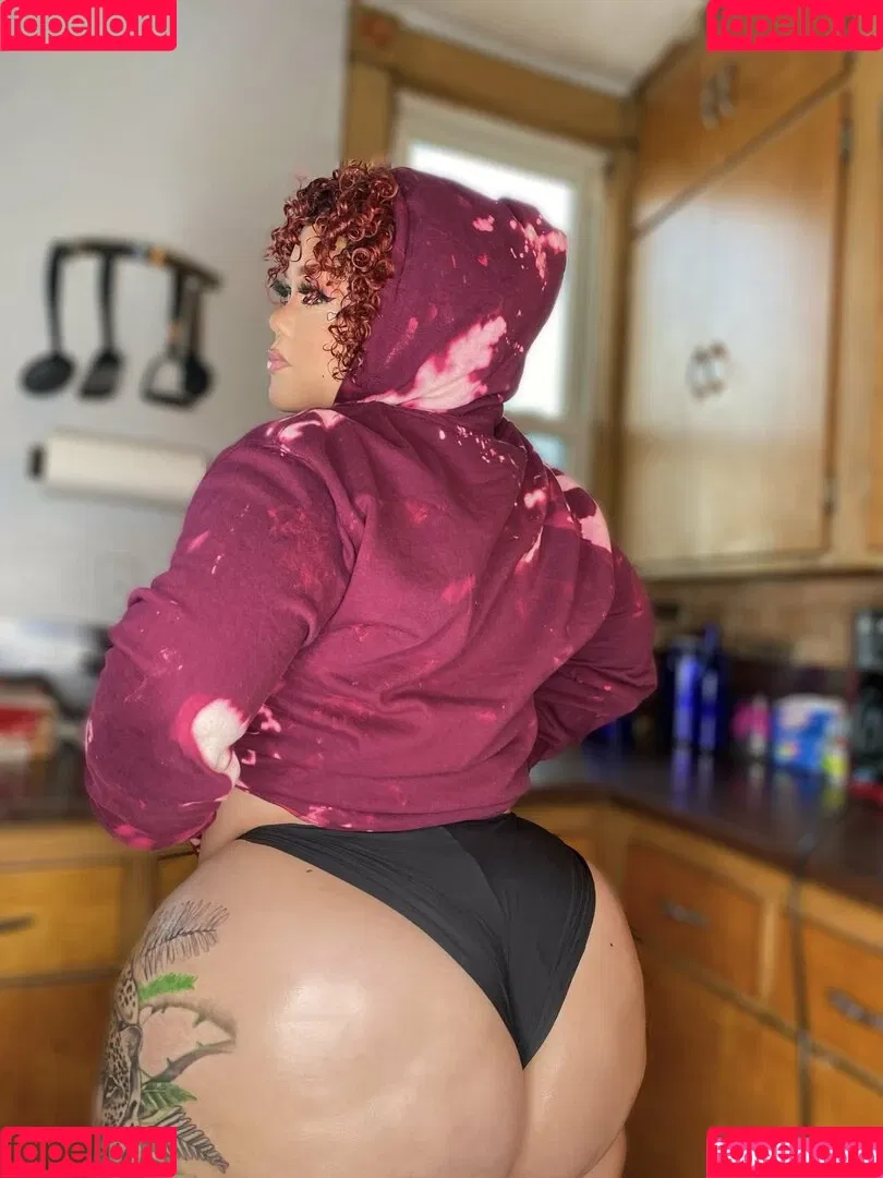 MamiTinkk Onlyfans Photo Gallery 