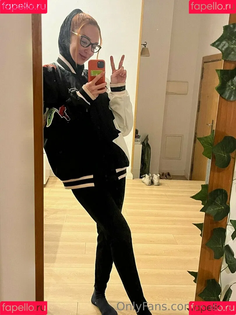 Kristty Onlyfans Photo Gallery 
