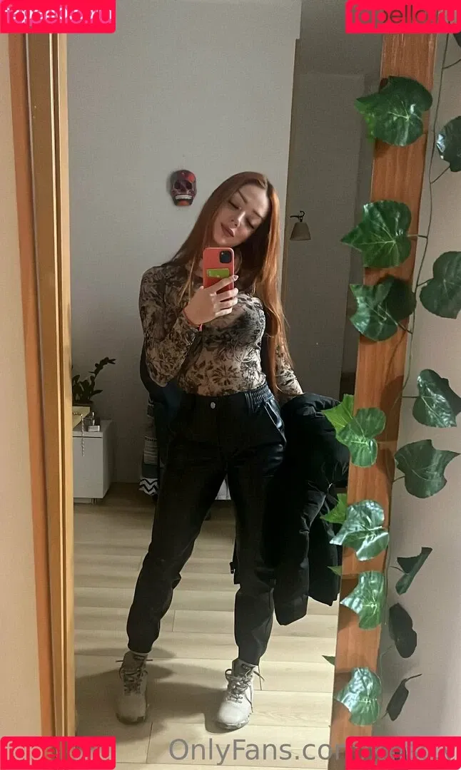 Kristty Onlyfans Photo Gallery 