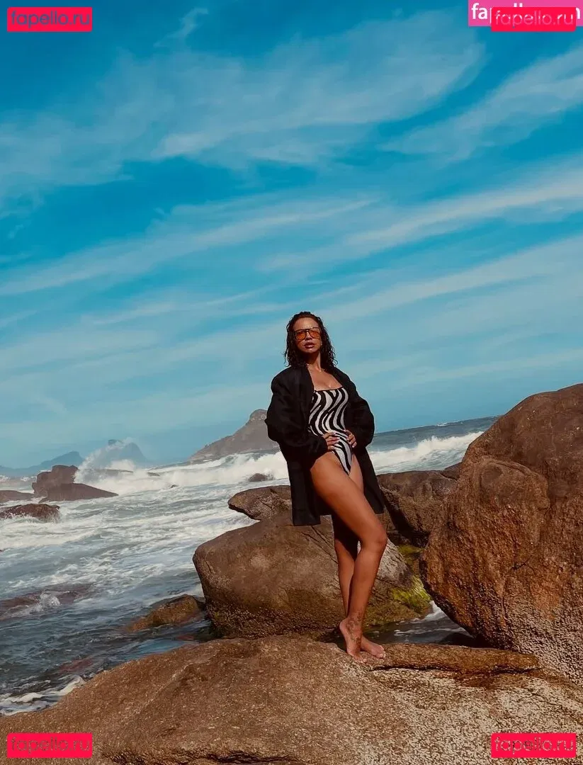 Gabriela Moreyra Onlyfans Photo Gallery 