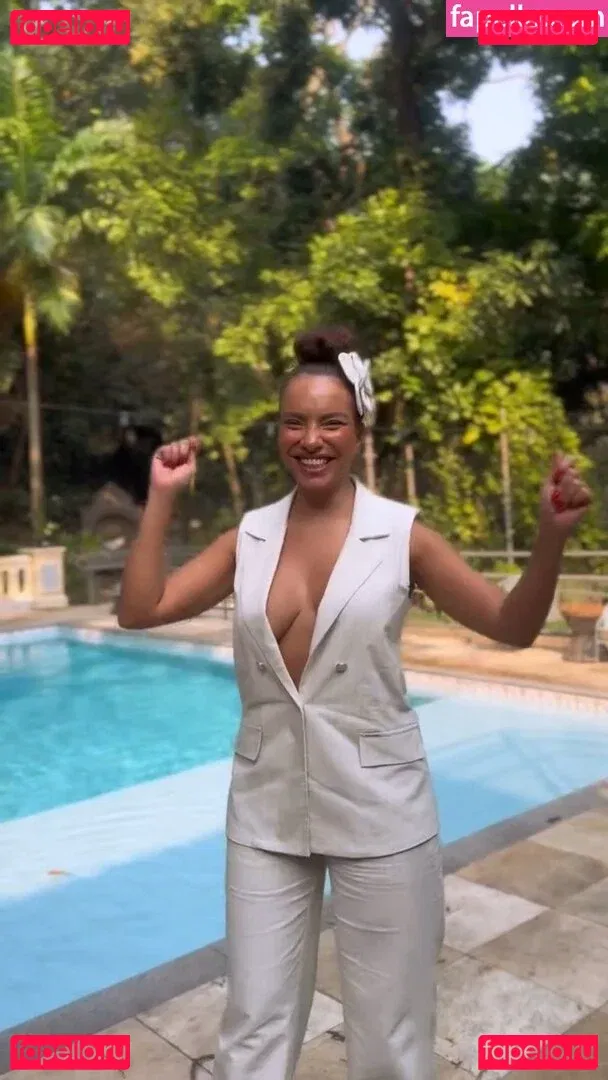 Gabriela Moreyra Onlyfans Photo Gallery 