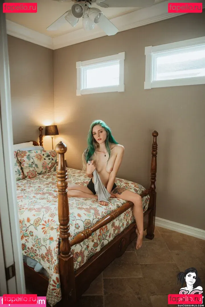 Zorii Onlyfans Photo Gallery 