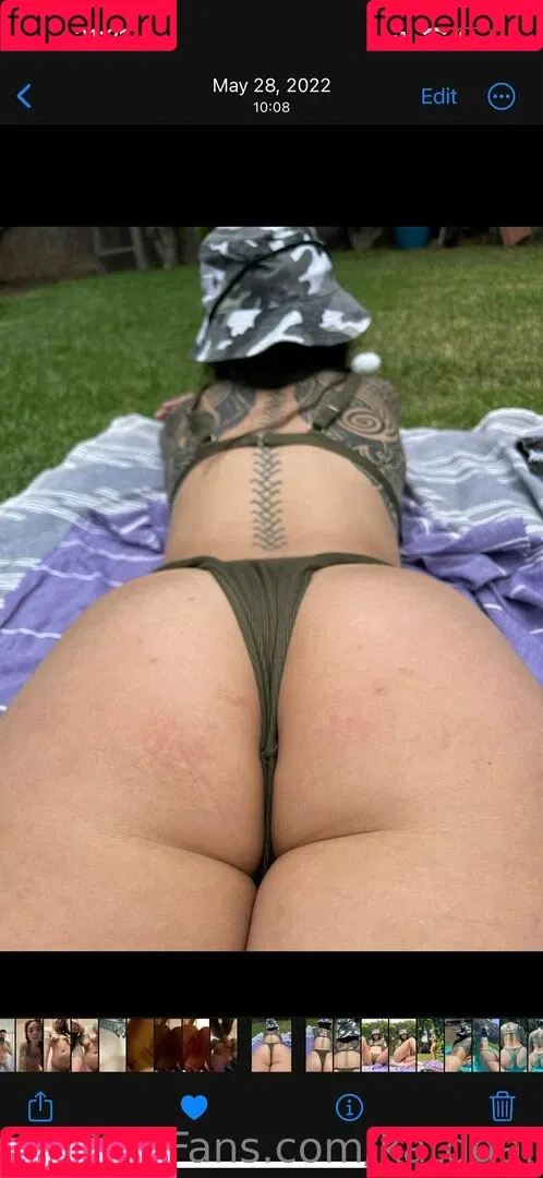 katdgaf Onlyfans Photo Gallery 