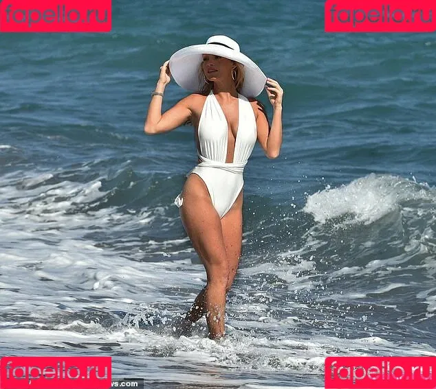 Summer Monteys-Fullam Onlyfans Photo Gallery 