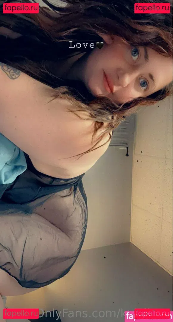 kyjellyyo Onlyfans Photo Gallery 