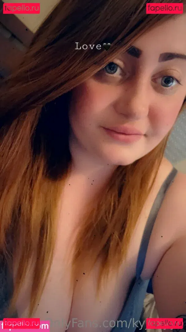 kyjellyyo Onlyfans Photo Gallery 