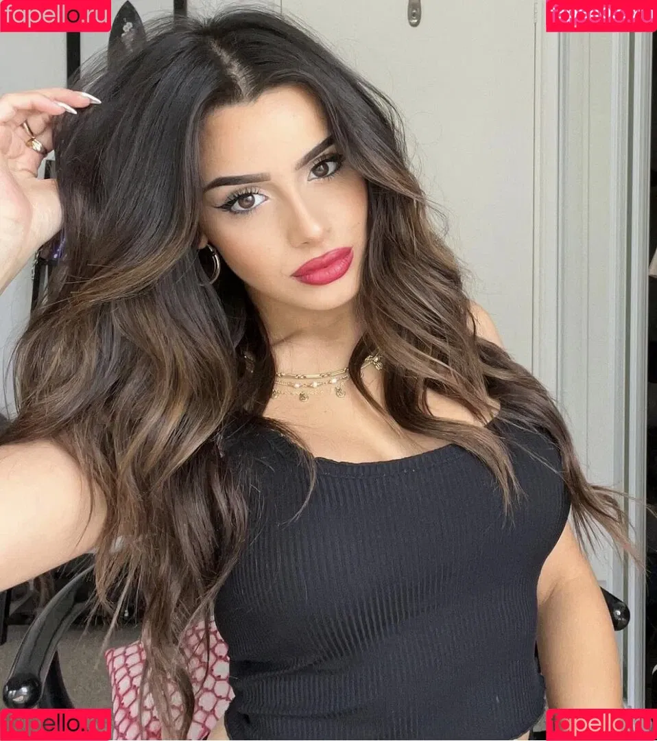 Celina Sharma Onlyfans Photo Gallery 