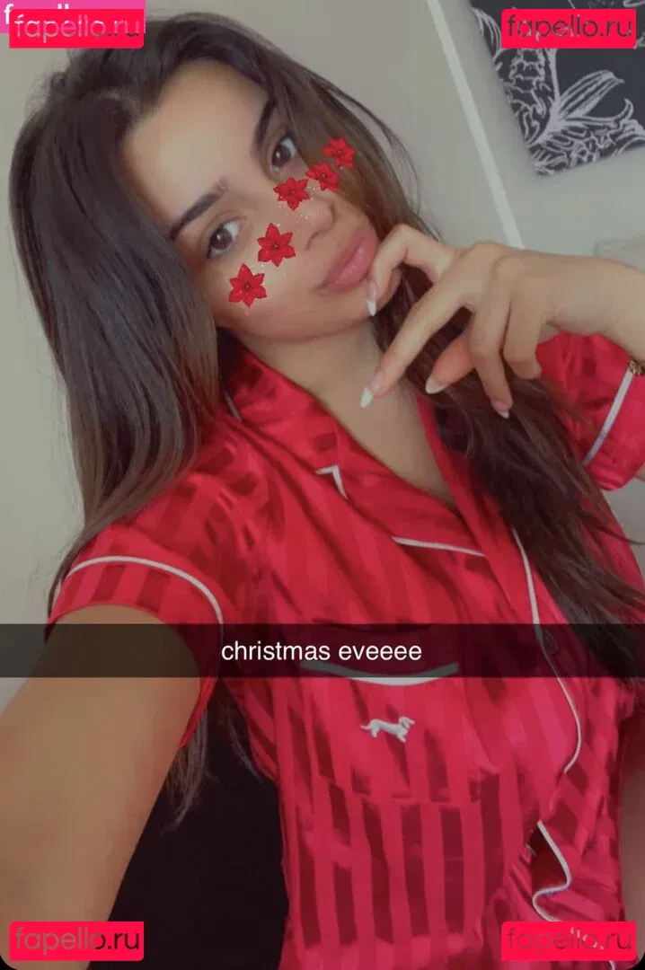 Celina Sharma Onlyfans Photo Gallery 