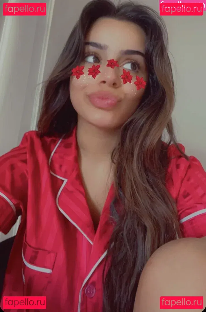 Celina Sharma Onlyfans Photo Gallery 