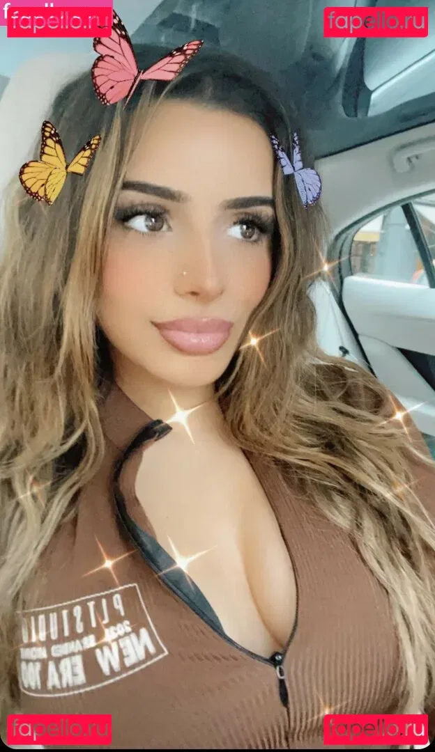 Celina Sharma Onlyfans Photo Gallery 