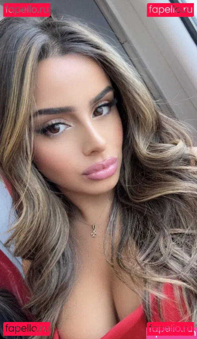 Celina Sharma Onlyfans Photo Gallery 