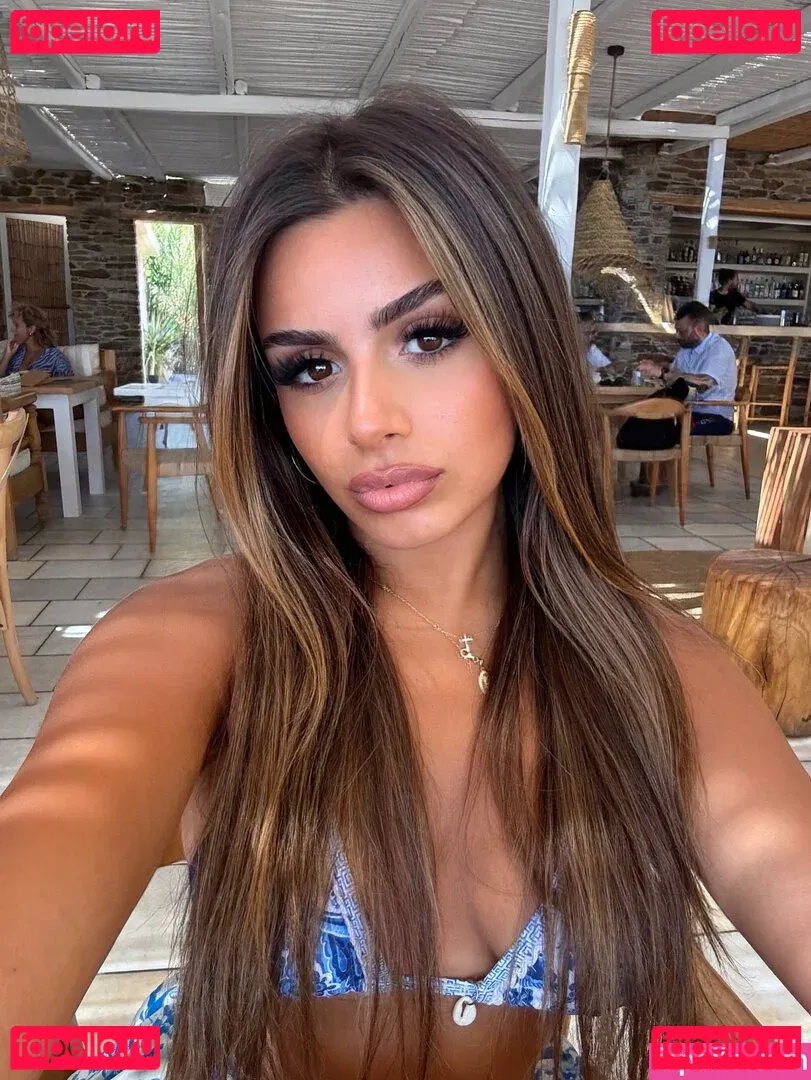 Celina Sharma Onlyfans Photo Gallery 