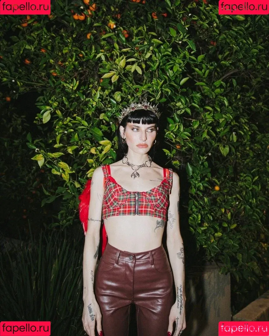 Lilith Czar Onlyfans Photo Gallery 